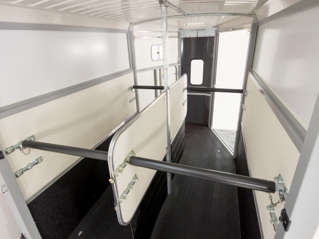 Ifor Williams Pferdeanhänger HB511|Anthrazit|Frontausstieg-Neu – Bild 3