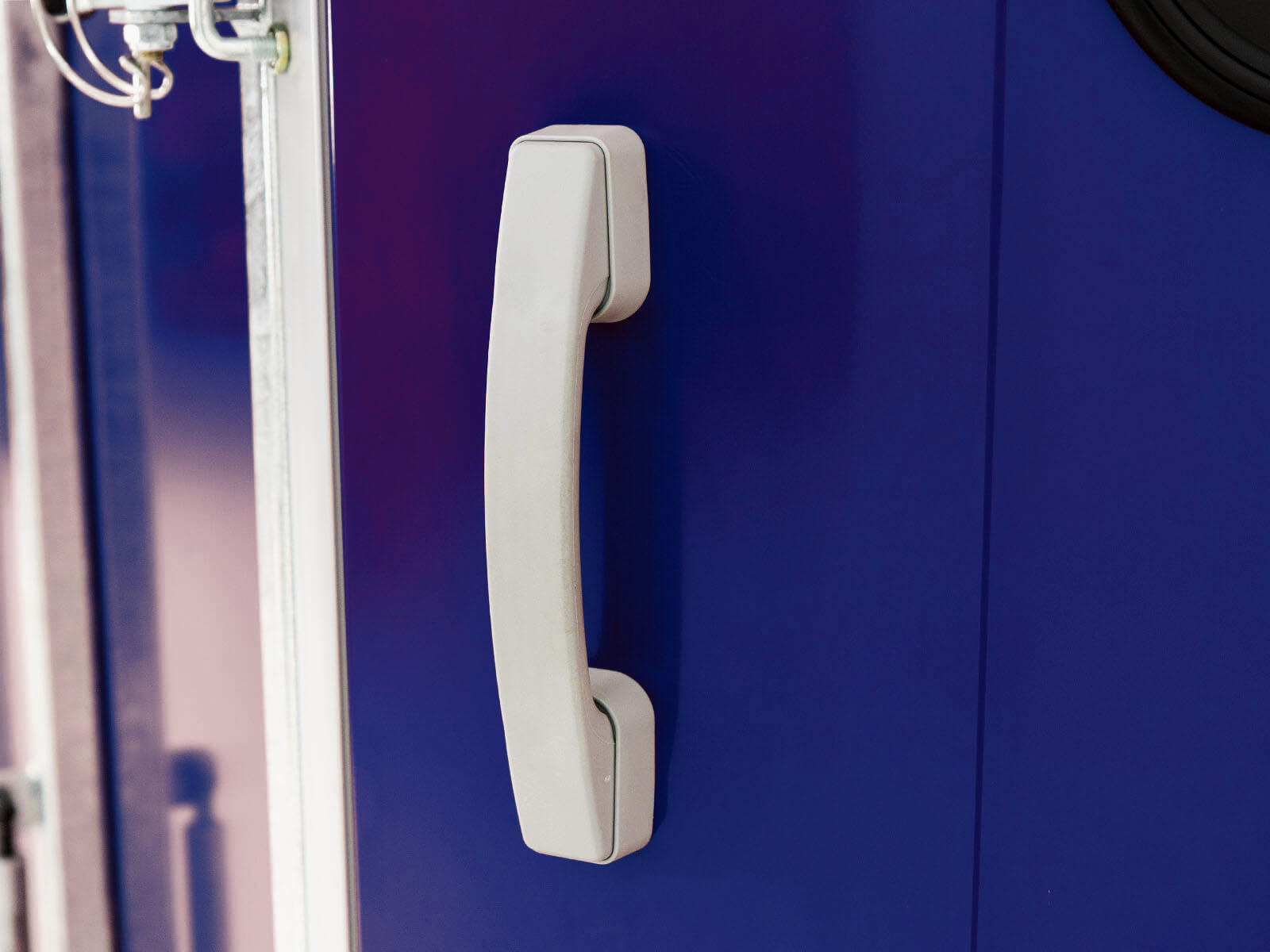 Ifor Williams Pferdeanhänger HB511|Blau|Frontausstieg-Neu – Bild 6