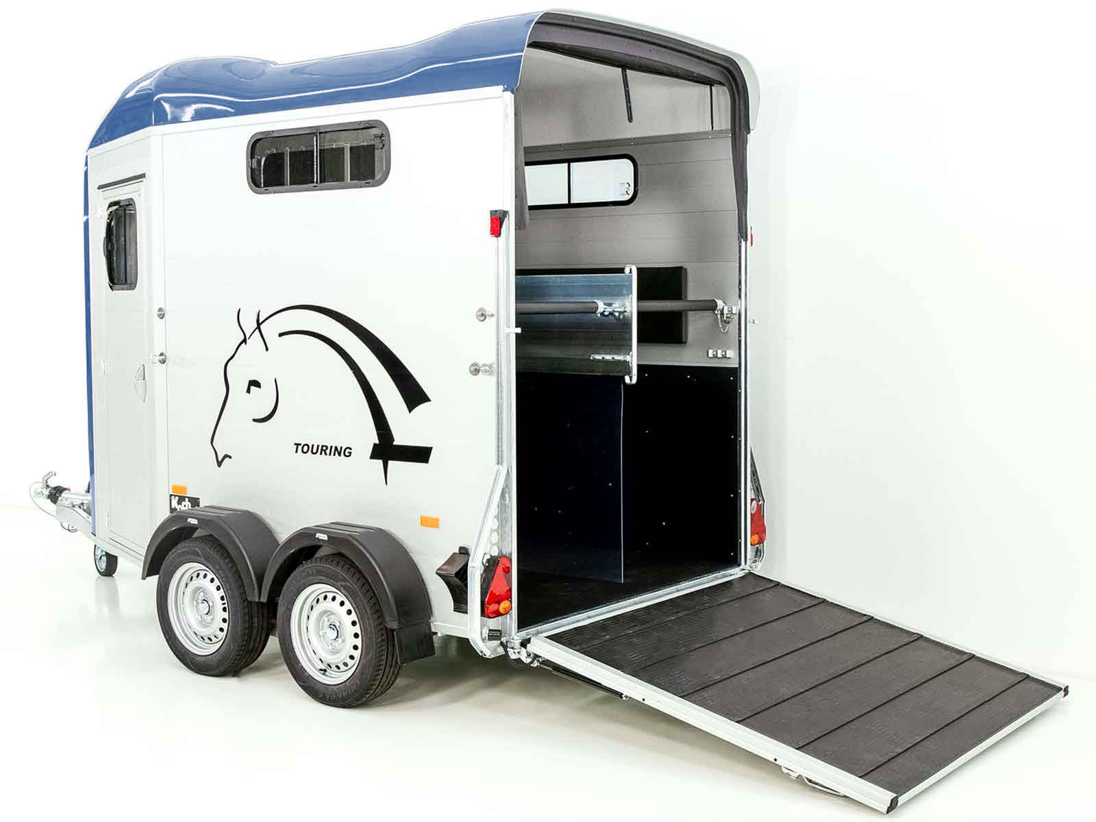 Cheval Liberte Pferdeanhänger Touring Jumping | Pullman-Fahrwerk | Sattelkammer | blau-Neu – Bild 5