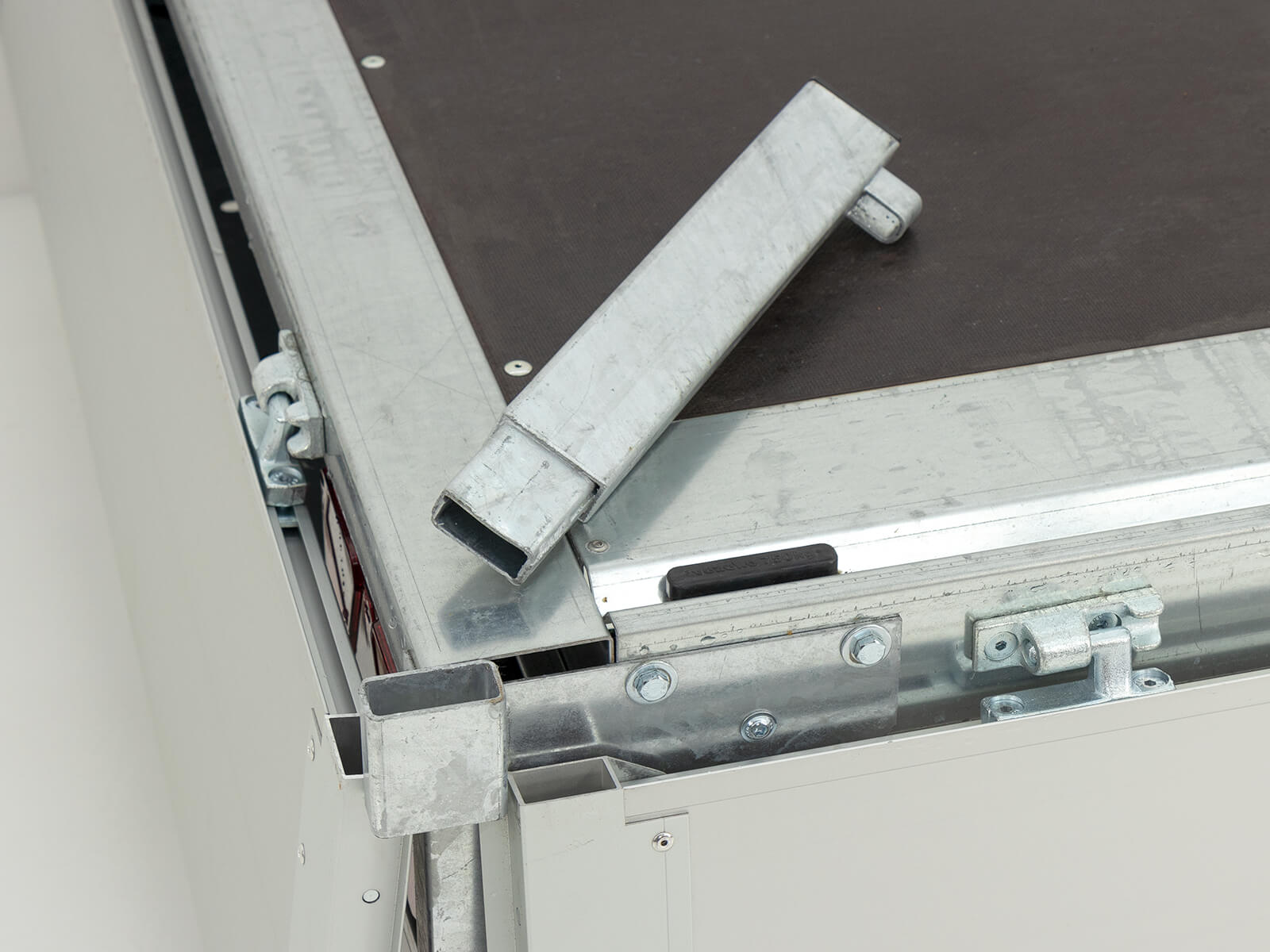 Vezeko Hochlader Anhänger DX13.26 | 162×267 cm | 1,3t-Neu – Bild 3