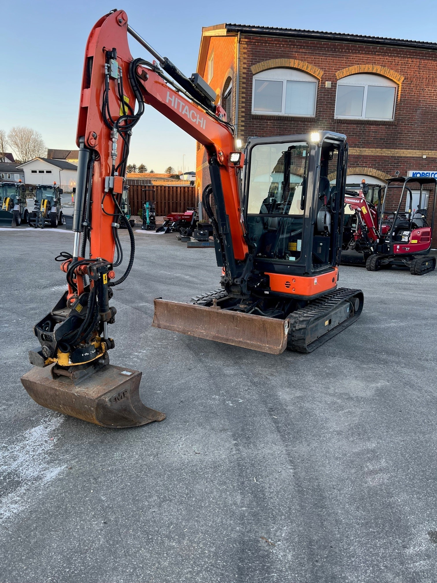 Hitachi ZX38-5A-Neu – Bild 2