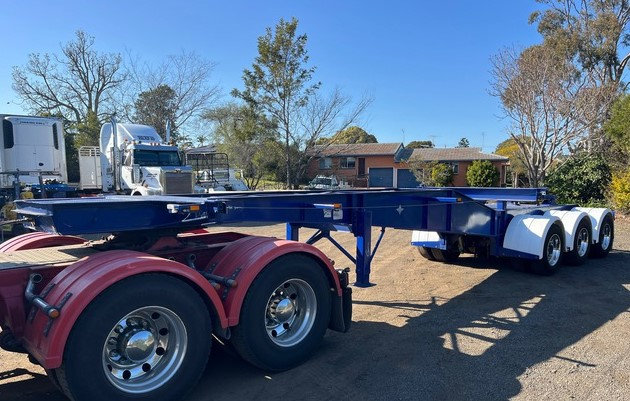 Haulmark Tri/A B-Double 7 m (2000)-Neu – Bild 5