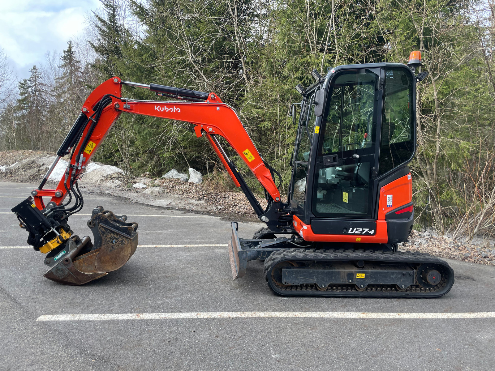 Kubota U27-4 Neuwertiger Minibagger Baujahr 2022 mit 252 Betriebsstunden – Bild 4