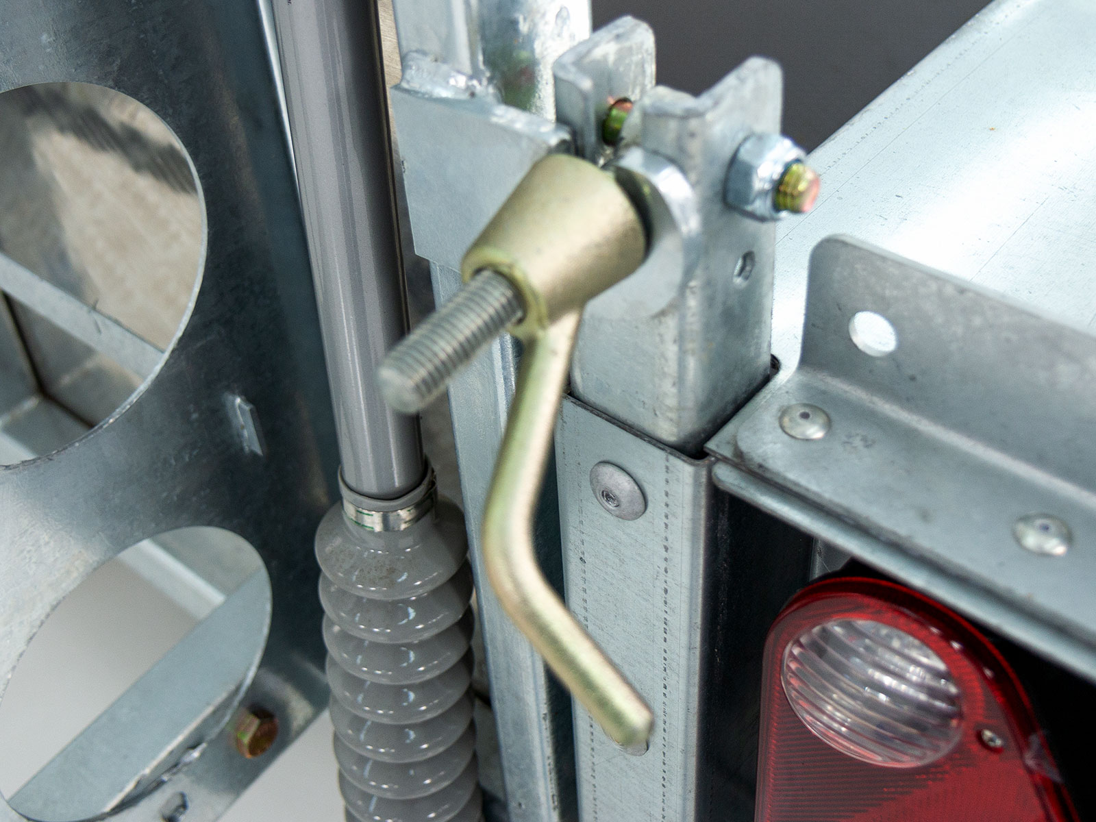 Ifor Williams Baumaschinenanhänger GX105 157×303 2,7t | Auffahrrampe-Neu – Bild 2