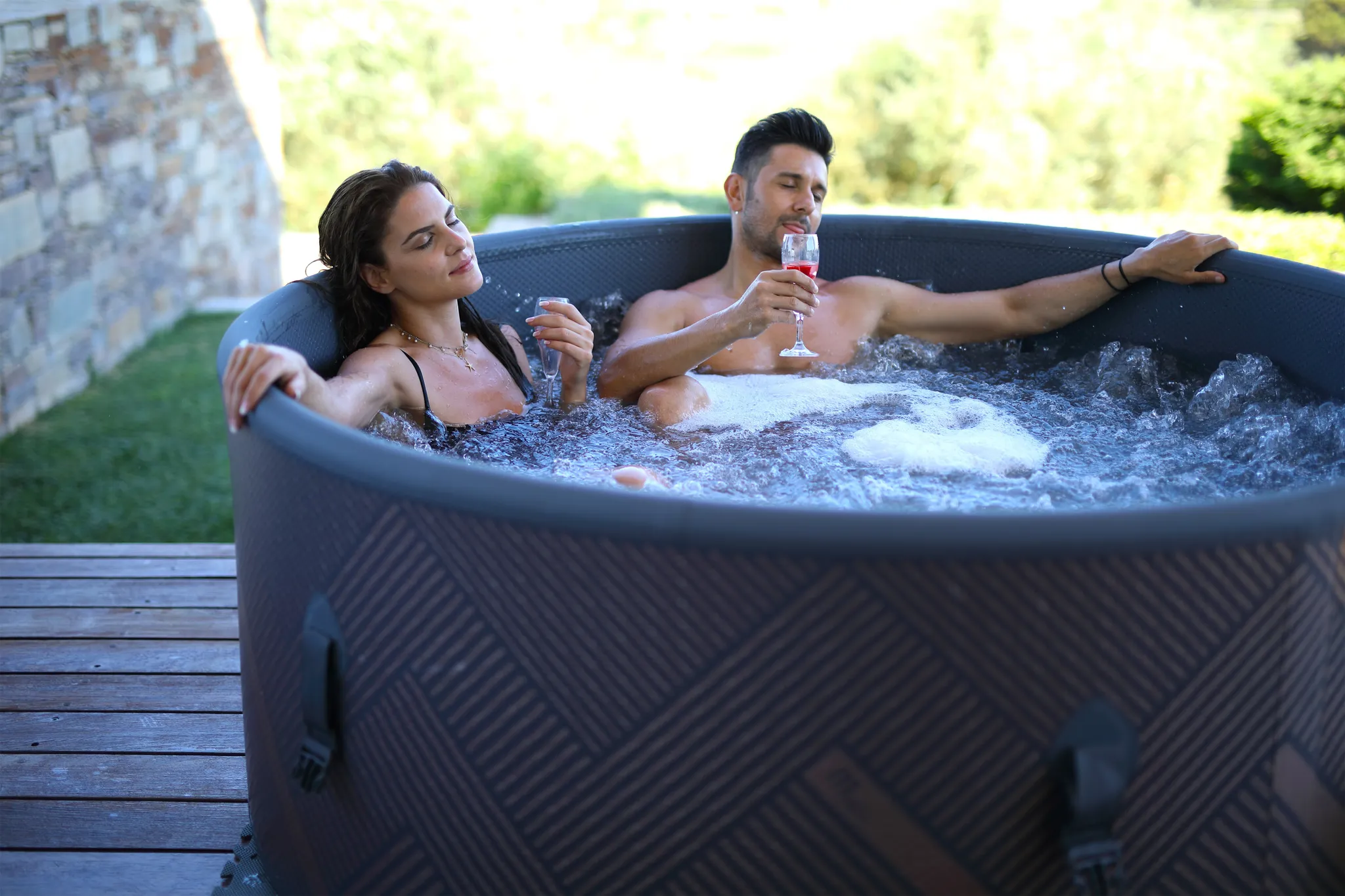 MSpa Whirlpool MONO ECO 2026 F-MO062WE - NEUSTES Modell VERBESSERT - aufblasbar - Outdoor Pool XXL 6 Personen - App-Steuerung - OZON & UVC ganzjährig – Bild 9
