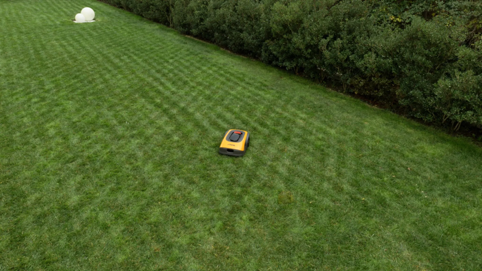 STIGA Rasenroboter A 750, kabellos, autonom, für Rasenflächen von 750 m² – Bild 8