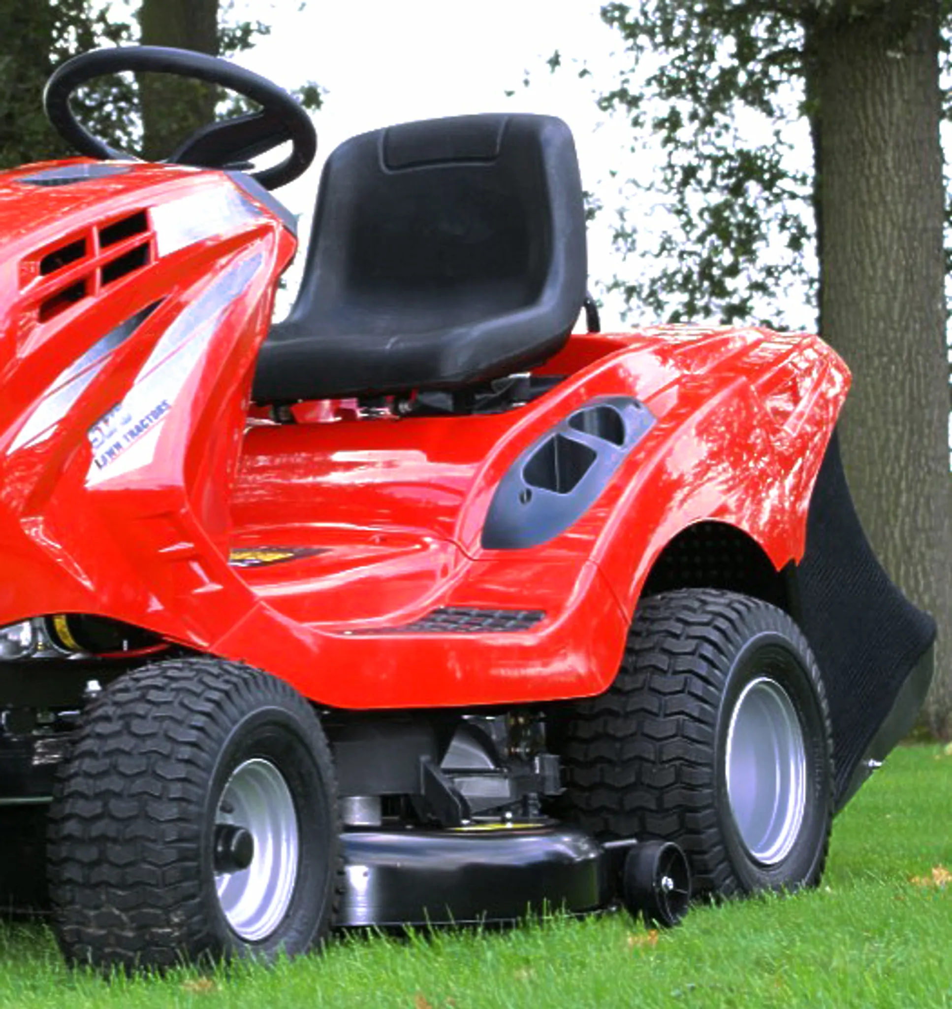 HECHT 5176 Rasentraktor | 102 cm Schnittbreite | 13,3 PS | Briggs & Stratton | 500 cm³ | 270L Fangkorb – Bild 6