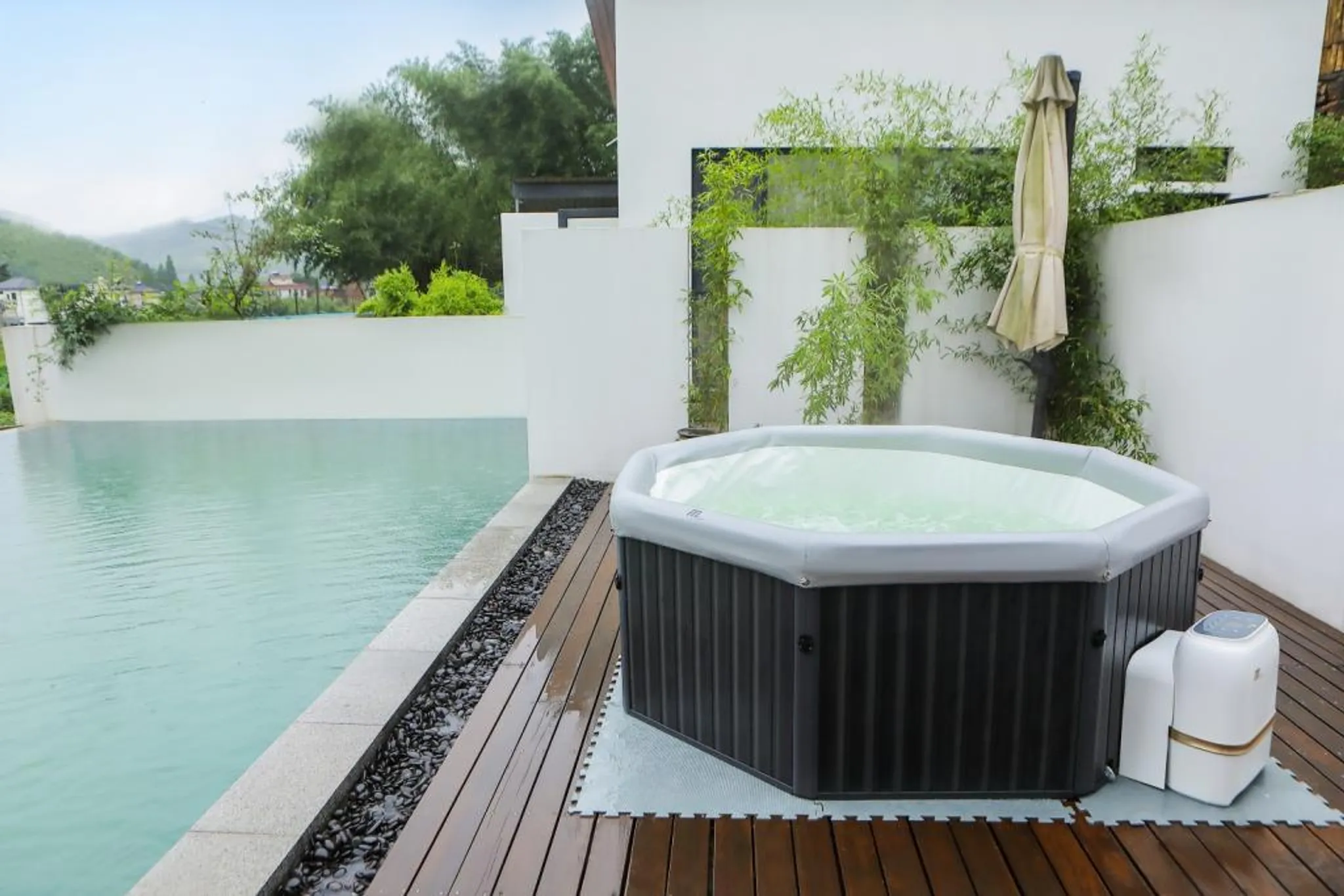 MSpa PureHaven aufblasbarer Whirlpool 193x193x76 cm für 6 Personen selbstreinigend inkl. Filterkatuschen und Abdeckung Leergewicht 24 kg – Bild 5