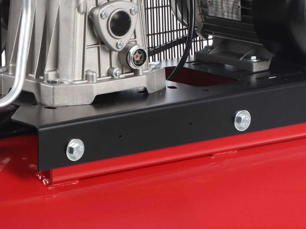 ABAC EXP A39B 270 CT3 – Drehstrombetriebener Elektroluftkompressor mit Riemenantrieb – 3-PS-Motor – 270 Liter