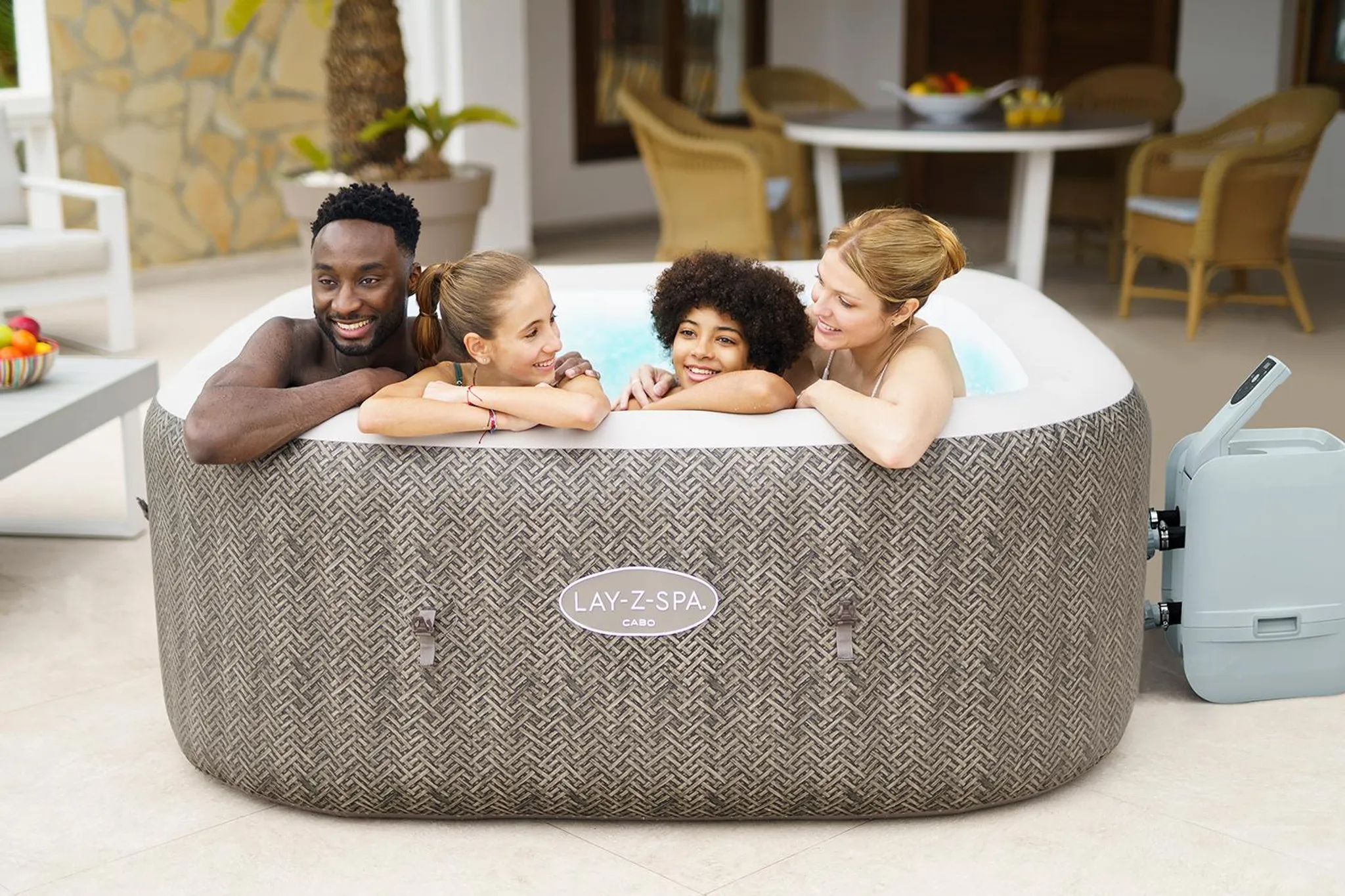 Bestway® LAY-Z-SPA® Energiespar-Whirlpool Cabo HydroJet™ mit App-Steuerung, für 6 Personen 180 x 180 x 71 cm, Kreuzgeflecht-Optik (Eichengrau) – Bild 5