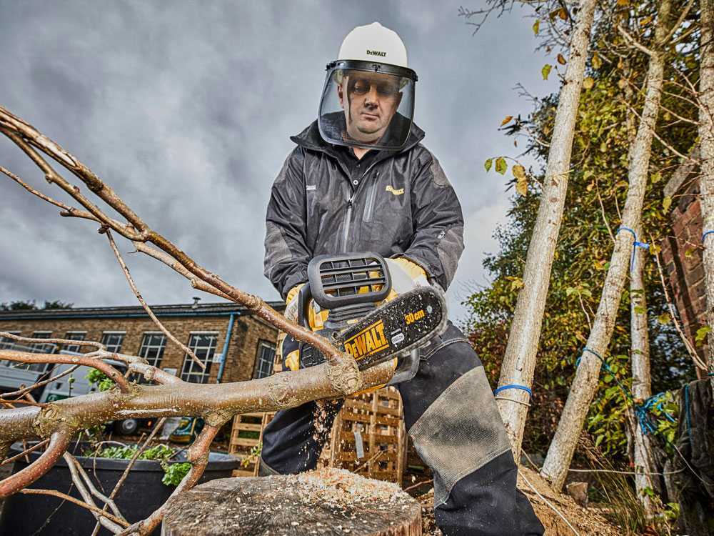 Dewalt DCM565P1-QW - Akku-Kettensäge 18V 5Ah - Schwert 30 cm – Bild 3