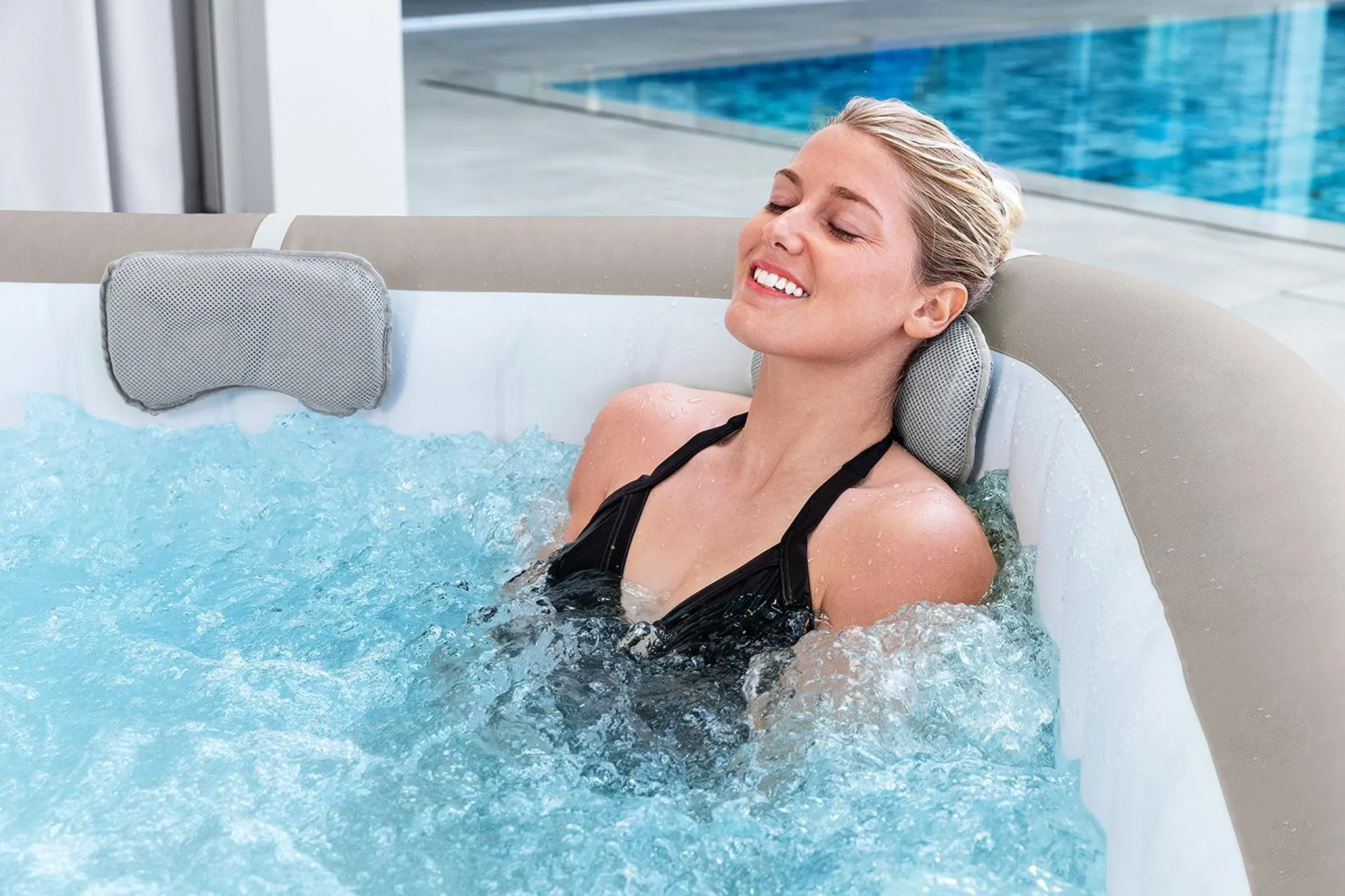 Bestway® LAY-Z-SPA® Energiespar-Whirlpool Cabo HydroJet™ mit App-Steuerung, für 6 Personen 180 x 180 x 71 cm, Kreuzgeflecht-Optik (Eichengrau) – Bild 9
