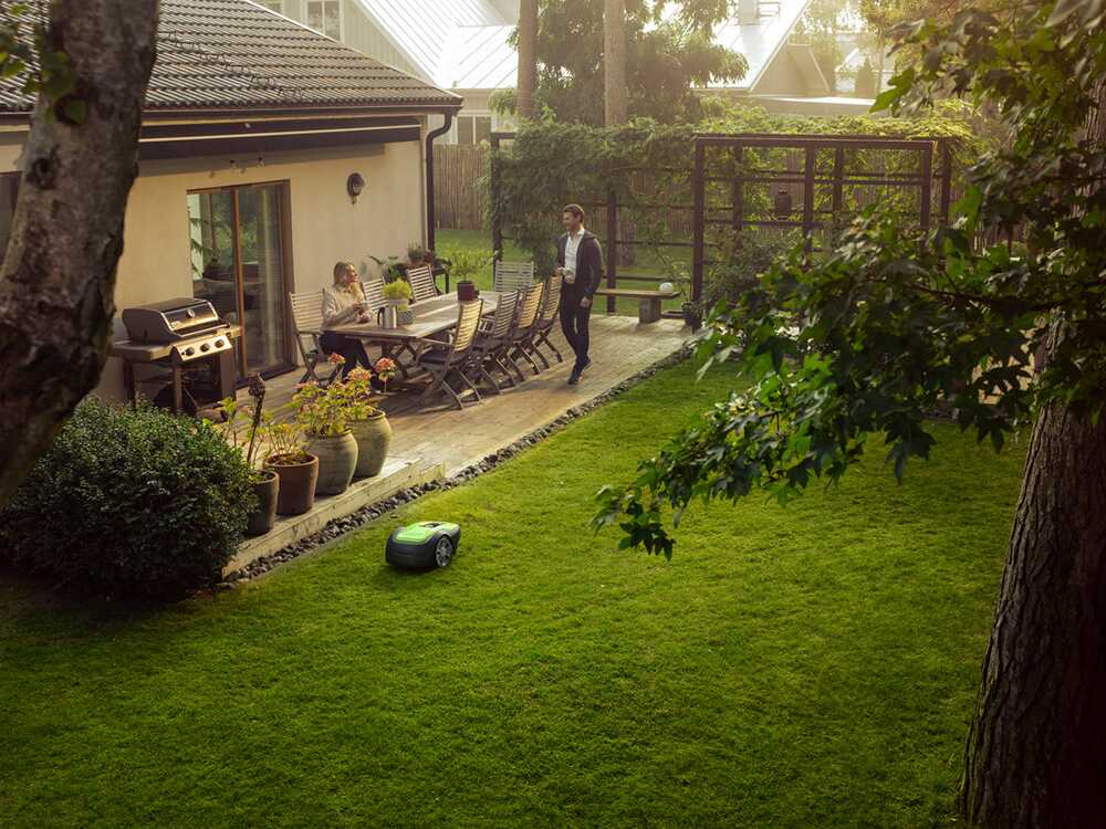 Greenworks OPTIMOW S - Mähroboter - Mit Begrenzungskabel