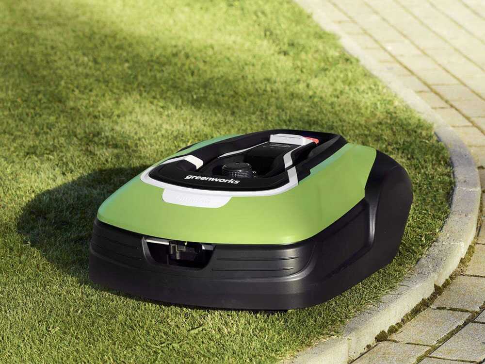 Mähroboter Greenworks OPTIMOW 10 GRL110 - mit Begrenzungskabel